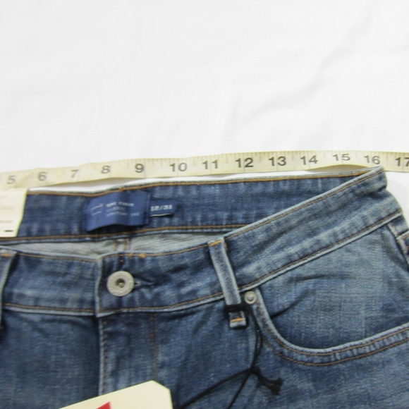 Levi's Demi Curve Classic Straight Leg Jeans 12 - Picture 5 of 8